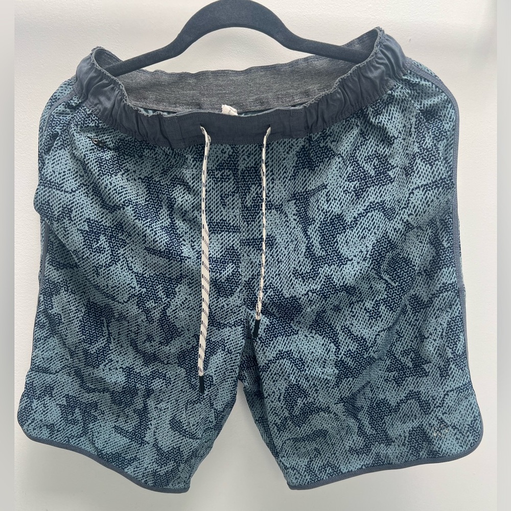 7 Diamonds Printed Core Active 7” Short Blue Mens Small